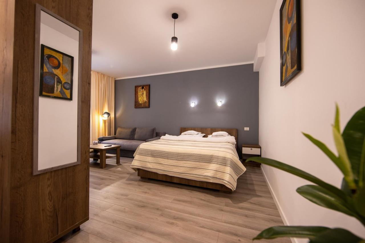 Central Place Apartment Timisoara 2 Εξωτερικό φωτογραφία