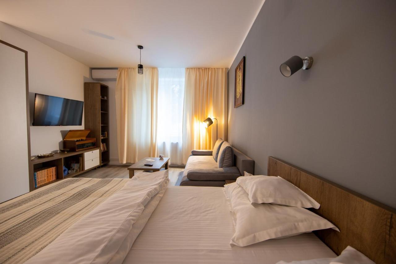 Central Place Apartment Timisoara 2 Εξωτερικό φωτογραφία