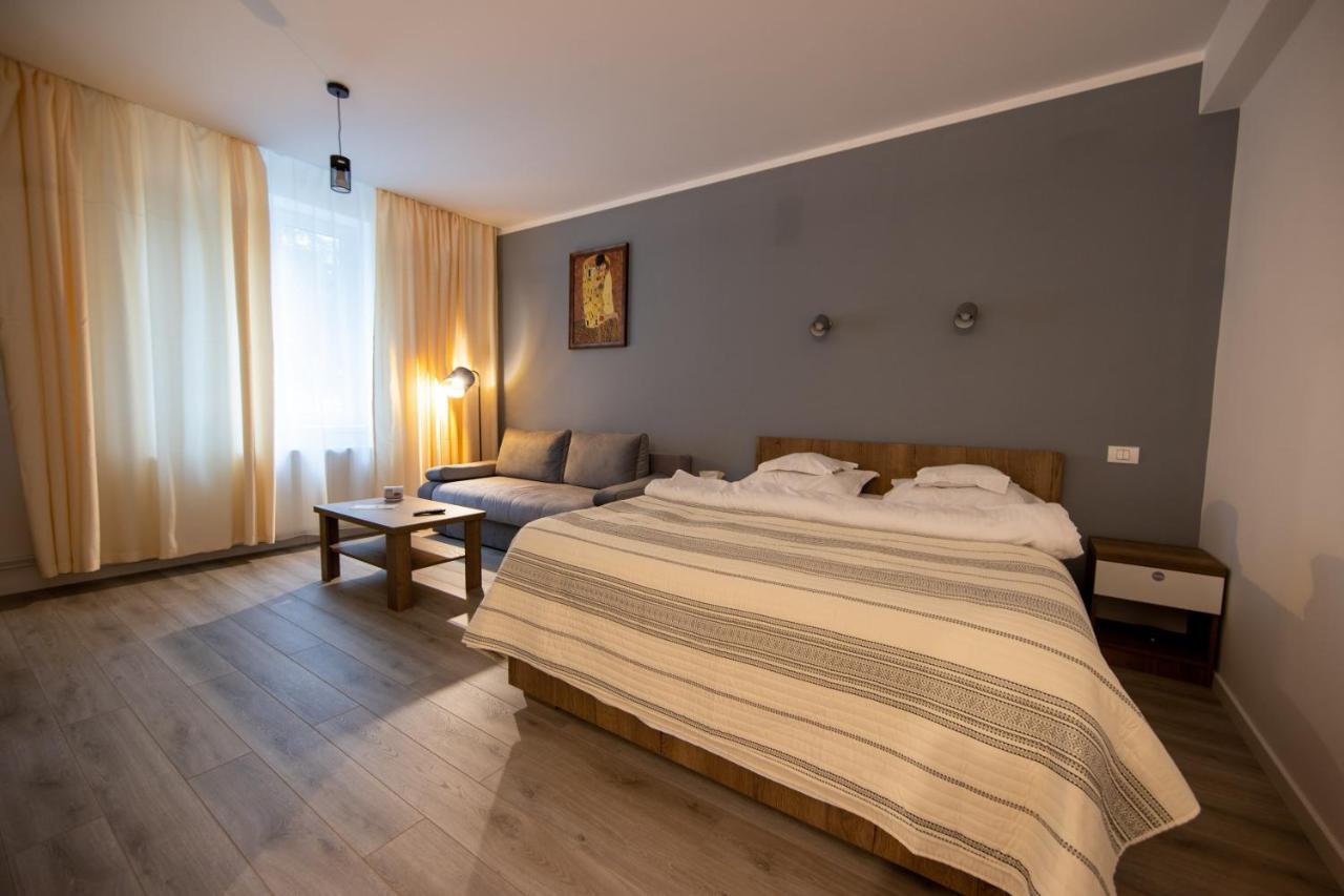 Central Place Apartment Timisoara 2 Εξωτερικό φωτογραφία