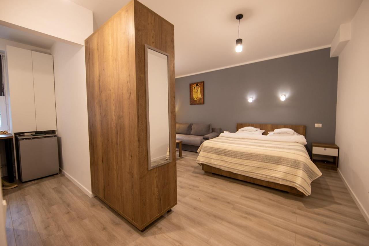 Central Place Apartment Timisoara 2 Εξωτερικό φωτογραφία